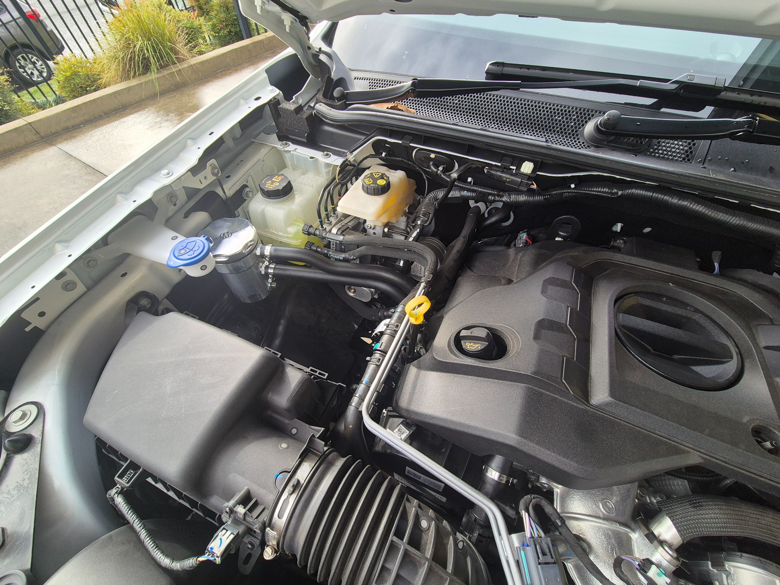 SEPR8R Air Oil Separator - 2022+ Ranger PY/VW Amarok V6 Diesel
